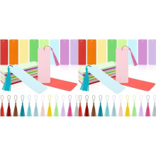 200 Pièces Marque-Pages en Papier Vierge Marque-Pages Rectangulaires Étiquette Suspendue avec des Glands Colorés pour Projet de Bricolage