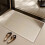 Tapis rayé en polyester beige 60 x 40 cm 6