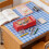 Platzsparender Miniatur-Schreibtisch-Organizer,-Rot 6