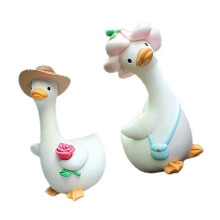 2 Piece Cute Duck Garden Statues Outdoor Decors Resin Ducks