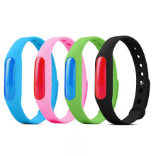 6 braccialetti antizanzare in silicone assortiti, impermeabili, per la protezione da zanzare e insetti, adatti ad adulti e bambini.
