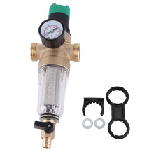 Waterdrukregelaar van messing met G1/2-aansluiting en manometer, 40 micron filter, voor huishoudelijke waterkranen en -armaturen.