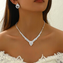 Dainty Silver Heart Necklace & Earrings Set – Crystal Heart Choker & Dangle Earrings, Wedding/Prom/Party Jewelry Gift