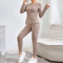Dames lounge set in effen kleur - Top met lange mouwen en ronde hals & slim fit broek met ribdetails Lichtbruin, S