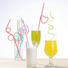 20x Plastic Silly Straws Drinking Straws Curly Reusable Colourful Creative Multi-Shaped Novelty Party Favors Supplies