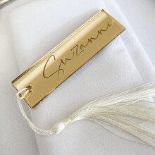 TETOU20pcs Tarjetas de lugar de boda de acrílico dorado con borlas blancas para decoración colgante de fiestas navideñas y bodas, tarjetas de