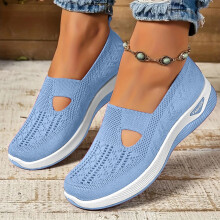 Dámské klasické ležérní mokasíny, nazouvací design, všestranné ploché boty pro business casual i víkendový styl. Světle modrá 35