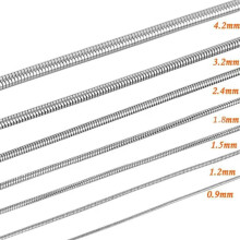 Conjunto de 50 peças de colar unissex prateado em aço inoxidável com corrente redonda tipo cobra, nos tamanhos 18", 28", 2,4", 20" e 5".