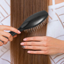Wig Brush for Synthetic Wigs Cushioned Base Styling Tool for Daily Use 1Set