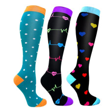 Lot de 3 paires de chaussettes de compression montantes pour le sport, les voyages, la course à pied et le cyclisme – Orange, taille L,