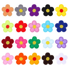 20 Stück aufbügelbare Blumenapplikationen, 5-blättrige Stickerei, 5 cm, zum Aufnähen für Taschen/Jacken/Jeans – 20 Farben