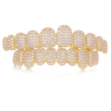 10/10 Iced Out CZ Stein Zähne Grillz Oben Unten Zirkonia Zahnkappen für Frauen Männer Schmuck Party Geschenk Gold