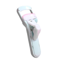 Eyelash Curler Lifts & Shapes Easy to Use Fits All Eyes Shapes Precision Control Green