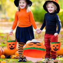 Halloween Candy Basket fort Kids, Orange Pumpkin Candy Bag Trick or Treating Bags Plush Tote Bucket Halloween Party Supplies