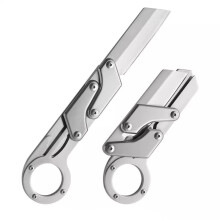 Elegant, foldbart og bærbart værktøj med højt stålgreb. Ideelt til camping, køkkenopgaver og udendørs eventyr. Et must-have for entusiaster.