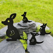 4pcs Kangaroo Family Yard Signs, Metal Animal Lawn Decor with Stakes, Realistic Black Silhouettes for Garden/Pathway – Compatible with Outdoor Use