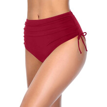 Calcinha de biquíni triangular feminina, cor vinho.