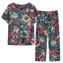 Plus size dame sommerpyjamassæt med mønstre i 2 dele: Kortærmet top og capribukser med elastisk talje, XL-3XL