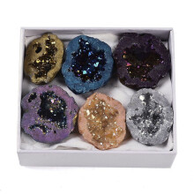 1 set naturlig agatgeod ymnighetshorn mineralprov rå kristallkluster helande kristall heminredning present med pappersask 24~36,5x24~31x9~10mm