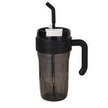 Garrafa de água com canudo e alça, resistente a queimaduras, copo de plástico com canudo e resistente ao calor, grande capacidade de 920 ml