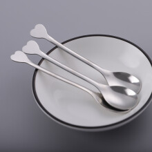 Kaffeelöffel aus Edelstahl mit herzförmigem Griff, 11,5 cm, rostfrei und langlebig, silberfarben, für Tee, Joghurt und zum Umrühren – geeignet