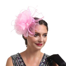 Bridal Hair Clip with Delicate Veil and Feather Accents Elegant Wedding Hair Accessory for Bride Bridal Shower or Special Occasion
