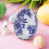 Œuf de Pâques en céramique bleue et blanche 1