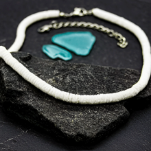 White Shell Necklace, Hawaiian Seashell Necklace for Men, Beach Necklaces for Women, Beachy Beaded Summer Choker （2pcs）