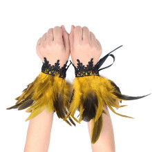 Gotisk fjäderhandled för Halloweenfest Spetsfjäderarmband Boho-stil handtillbehör