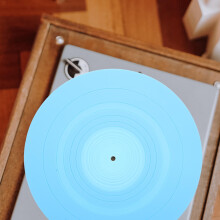 Platenspelerpad van siliconen voor stabiliteit en bescherming van de draaitafel, 7,87 x 0,12 inch.