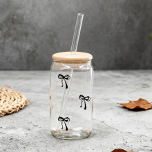 Niedliche rosa Schleifen-Glasbecher mit Deckel und Strohhalm, 473 ml Eiskaffeebecher, Design-Trinkbecher für Freundinnen, Valentinstagsgeschenk