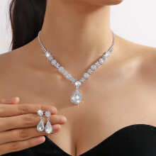 Elegant Necklace Sets for Women Luxury Choker Necklace and Earrings Set Wedding Dress Bridal Jewelry Sets Fashion