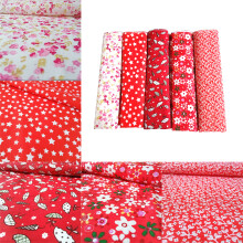 Lot de carrés de 50 x 50 cm de tissu patchwork en coton à motifs variés - Série rouge