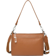Valódi bőr női crossbody táska, közepes méret