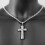 Colar com pingente de cruz da crucificação em aço inoxidável, corrente Miami, cor prata, 55 cm (22 polegadas) para homens e mulheres. 1