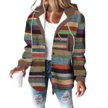 Női lezser és divatos, nagyméretű, kockás mintás, patchwork, kapucnis, gombos kabát - barna, L-es méret