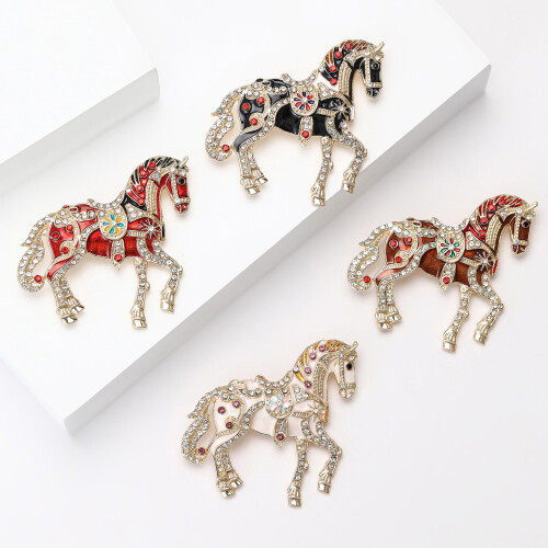 Broche cheval émaillée avec strass, 1 pièce 1