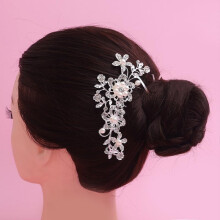 Bride Comb with Pearls & Crystals Wedding Hairpiece