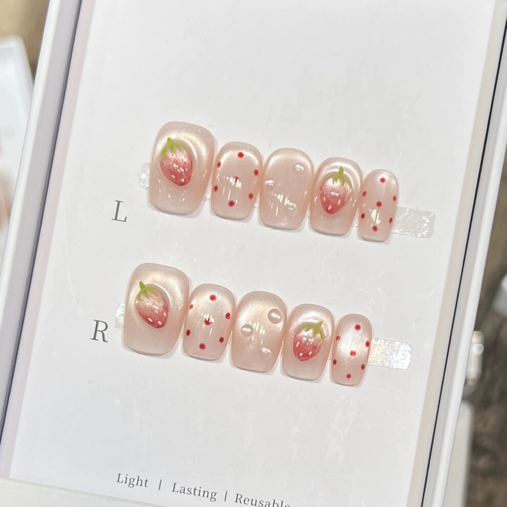Reach-Tools (S) Strawberry Cat Eye Fake Nails - Durable & Comfortable
