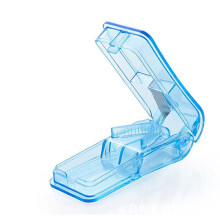 Pill Cutter, Portable Tablet Cutter with Blade and Storage Compartment 2-in-1 Pill Splitter Pill Case Half Quarter for Small or Large Pills Transpare