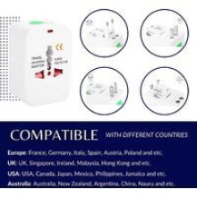 Reisaccessoire: Universele reisadapter, hoogwaardige oplaadoplossing met snellaadtechnologie voor meer dan 180 landen, compact en