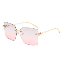 (Gold Pink)Quadratische Damen-Sonnenbrille mit Metallgestell und getönten PC-Gläsern Strandstil Straße