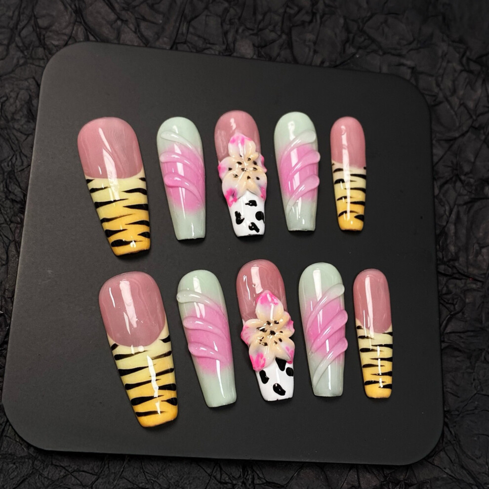 Creation-3C Pink (S) 10Pcs Long Fake Nails With Flower Decor