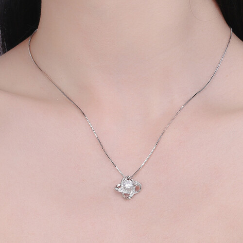 Collana con ciondolo a forma di quadrifoglio Silver 1