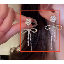(2) Royal Drop Earrings for Women - Vintage Elegant Alloy