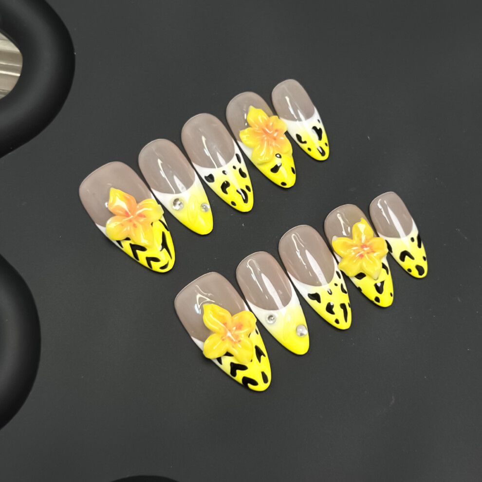 Reach-Tools (M) 10Pcs Nude Leopard Press On Nails