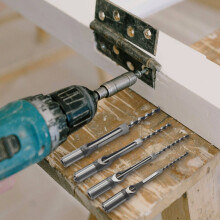 4Pcs Woodworking Square Hole Drill Bits Wood Mortising Chisel Set Mortise Chisel Bit Kits Woodworking Hole Saw Sets with Twist Drill DIY Mortising