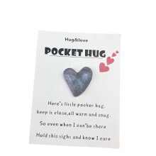 Resin Floral Heart Pocket Hug Card – 1 Piece