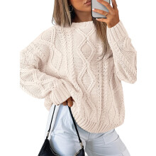 Suéter feminino oversized de tricô trançado em tecido poliéster, com design elegante de gola redonda, quente e confortável.
