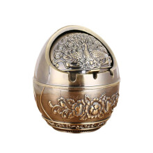 Cigar Ashtray Decorative Windproof Ashtray with Lid Vintage Peacock Cigarettes Metal Ashtray Smoking Accessories